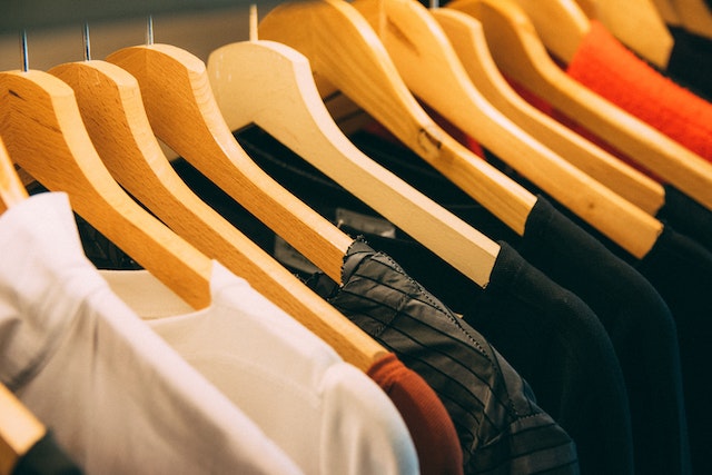 ¿Cómo es vender ropa interior vieja para ganar dinero?
