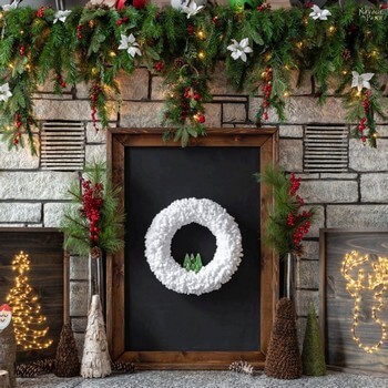 Winter Loop Yarn Wreath