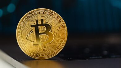 ¿Qué es Bitcoin y deberías comprarlo?