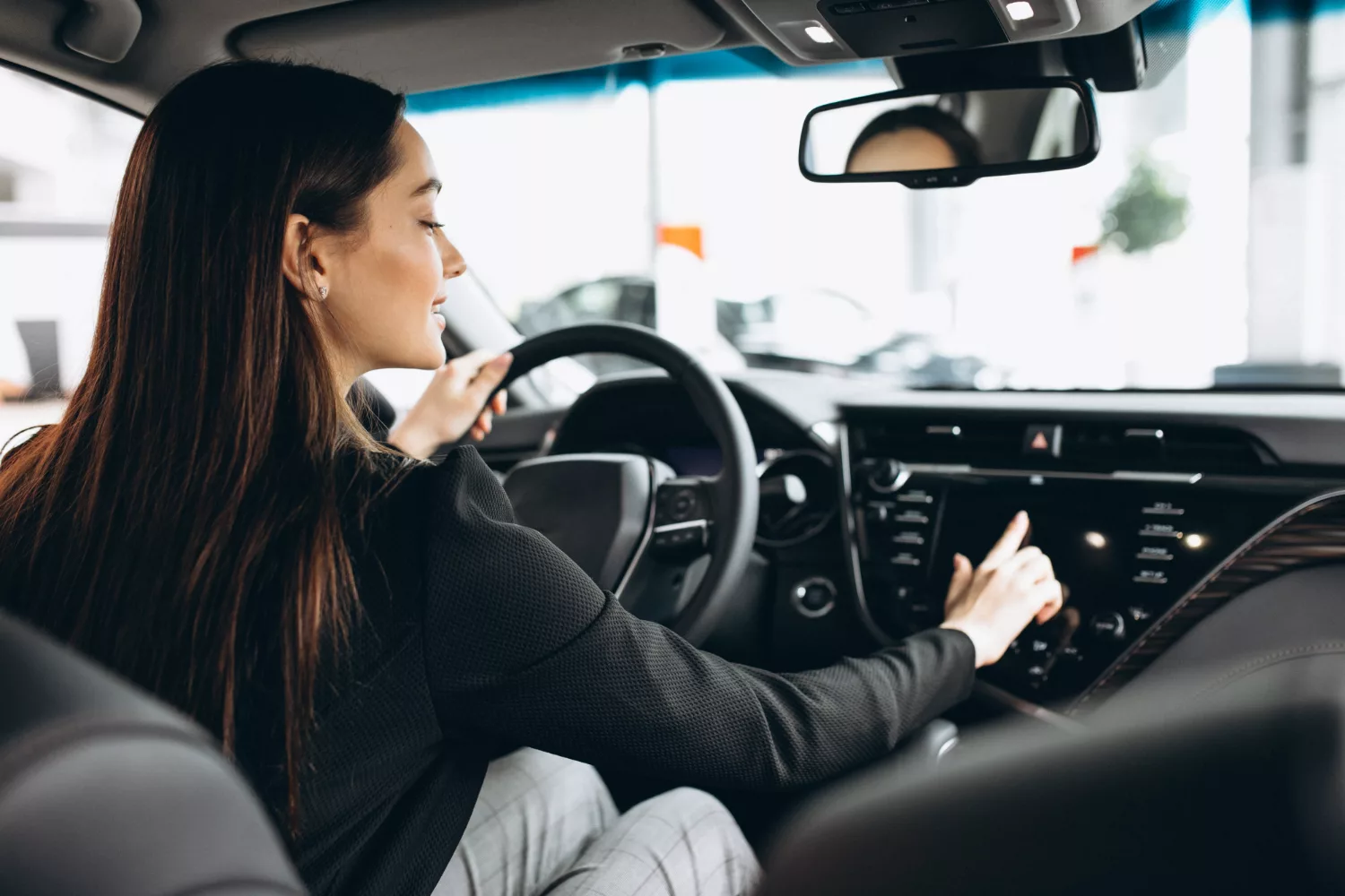 Las mejores formas de ganar dinero conduciendo: ¿Qué aplicaciones de conducción pagan más?