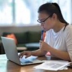 20 cursos en línea populares para abogados asistentes legales en 2022