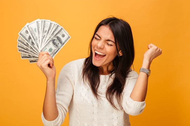 Cómo ganar dinero rápido siendo mujer: 20 formas realistas