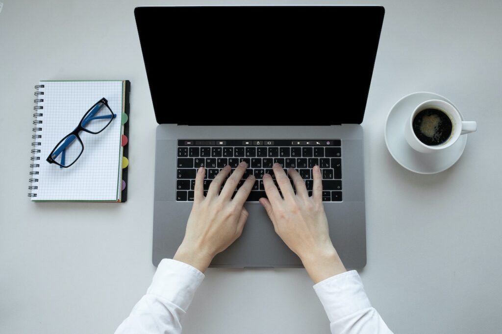 Estás buscando el mejor cambiador de palabras online