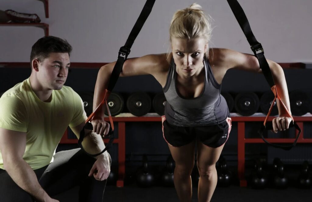 ¿Cuánto cobra un entrenador personal en Estados Unidos por hora?