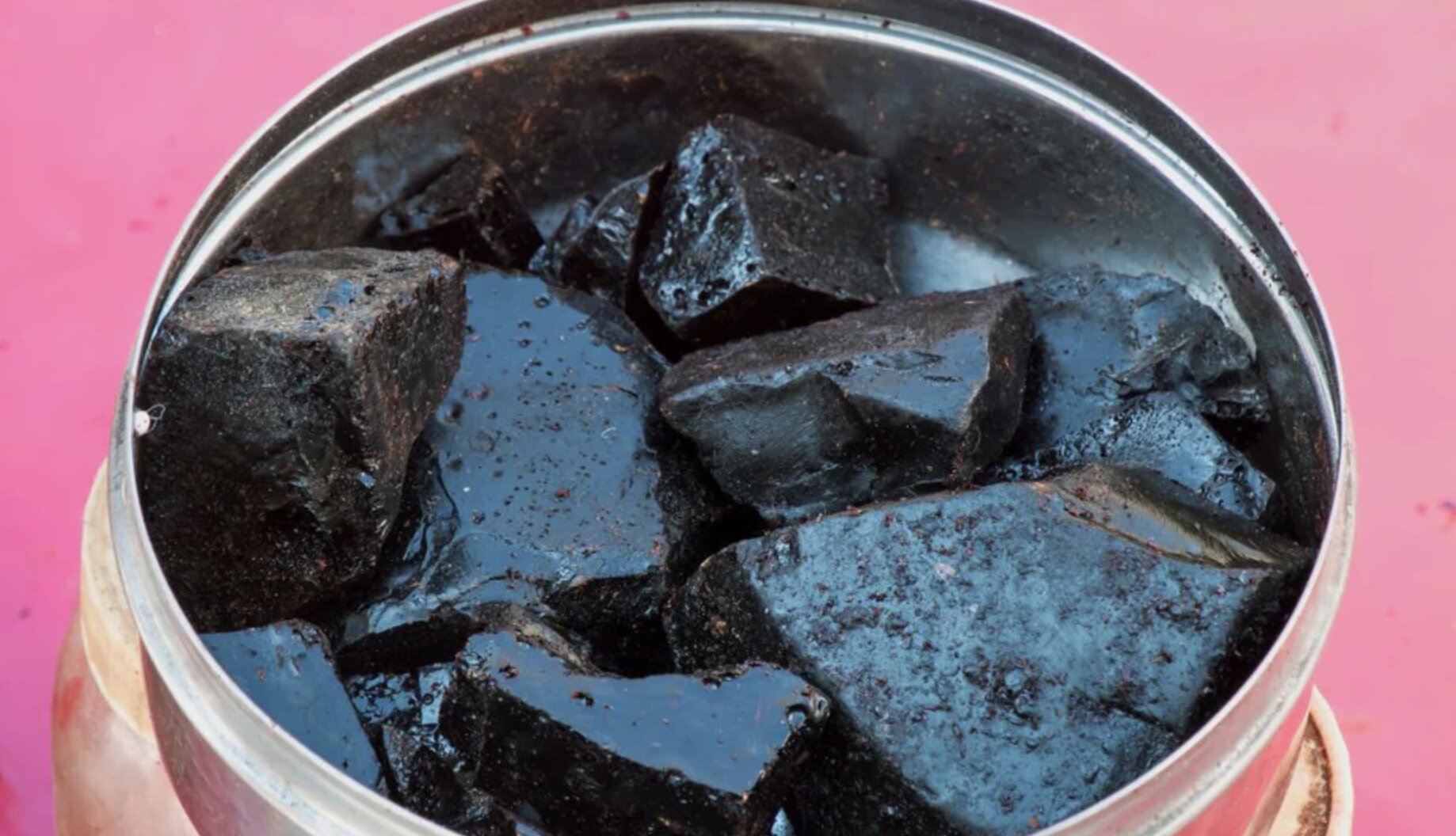 Shilajit Qué Es, Beneficios Y Cómo Se Toma Como Vivir Del Cuento